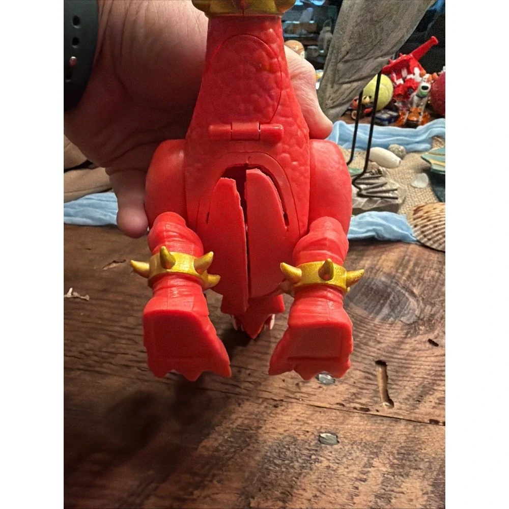 Treasure X Dino Gold Dinosaur 6-inch Action Figure